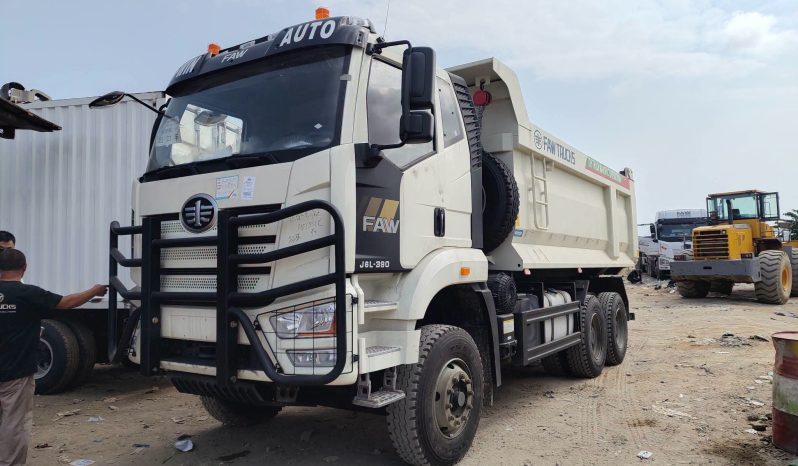 
								BENNES FAW 6X4 DE 390 CH full									