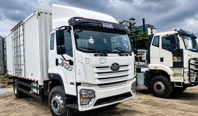 
								FAW JK6 12-15 tonnes de 210 ch full									