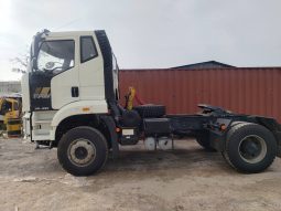 
										Tracteur 4X2 J6L de 350 CH full									
